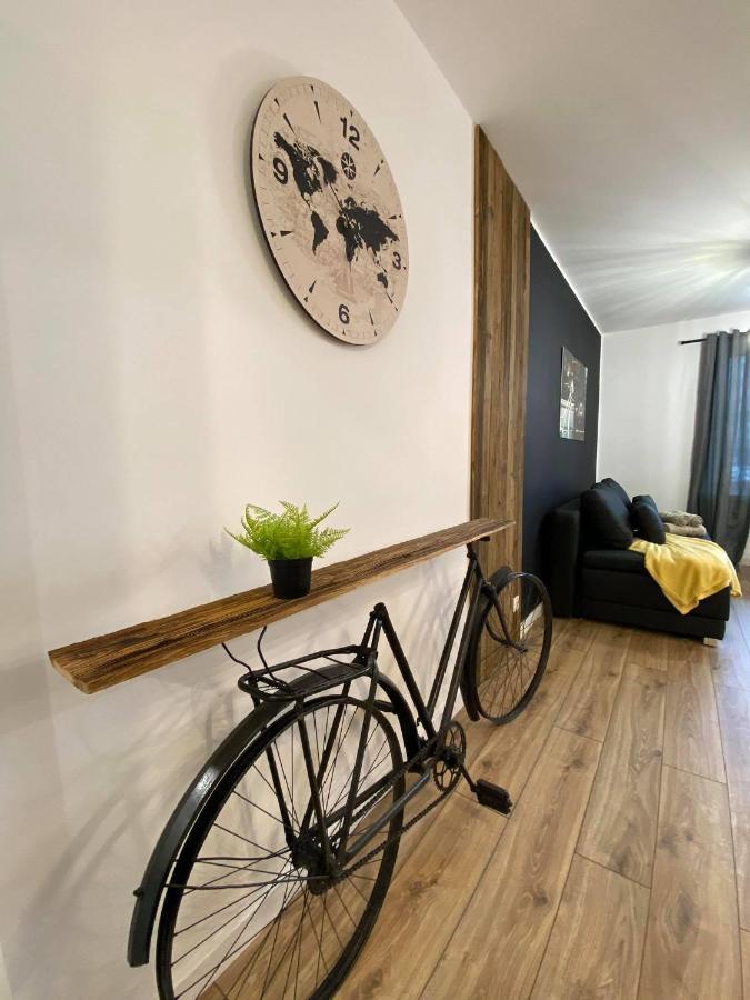 Niron Apartamenty Plac Konstytucji Piła Exteriör bild