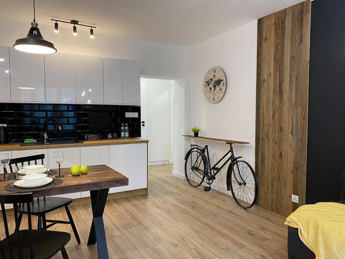 Niron Apartamenty Plac Konstytucji Piła Exteriör bild