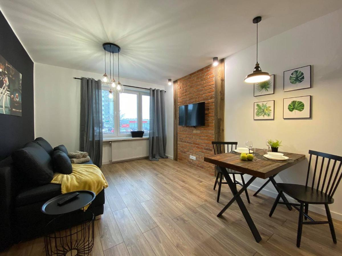 Niron Apartamenty Plac Konstytucji Piła Exteriör bild