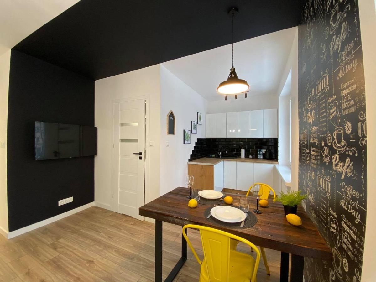 Niron Apartamenty Plac Konstytucji Piła Exteriör bild